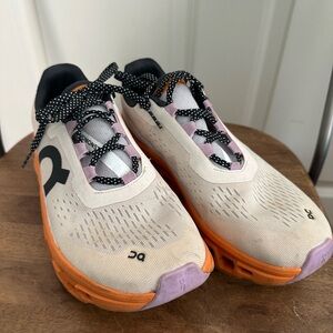 On Running Cloudmonster in Fawn/Turmeric size W8.5